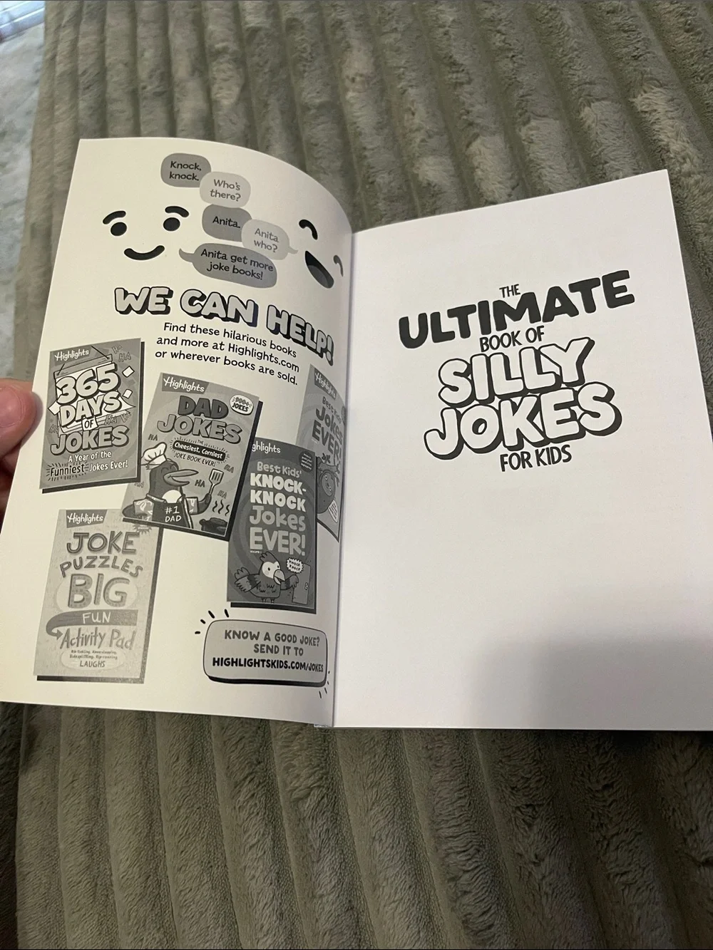 The Ultimate Book of Silly Jokes for Kids - Yellow